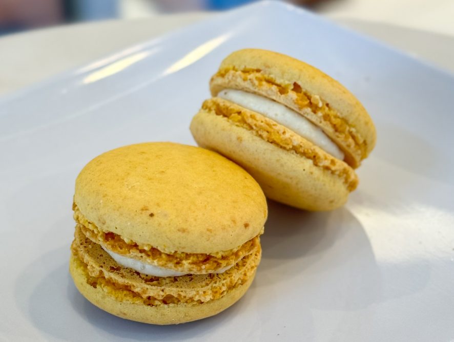 Lemon Macaron